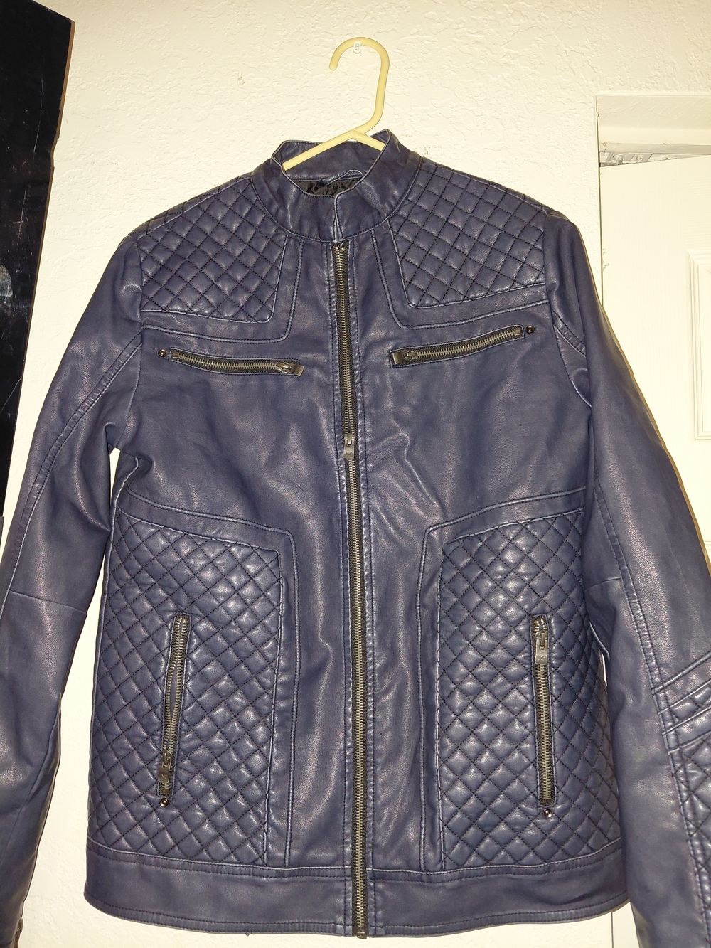 Men's Quilted Navy Bomber Jacket with Zip Pockets